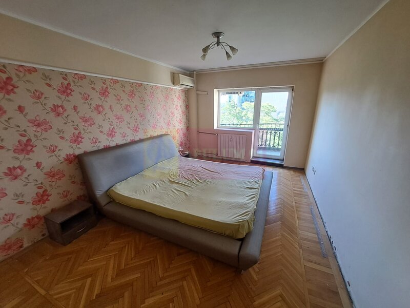 Apartament 3 camere, 85mp, B-dul Unirii