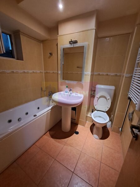 Apartament 3 camere, 85mp, B-dul Unirii